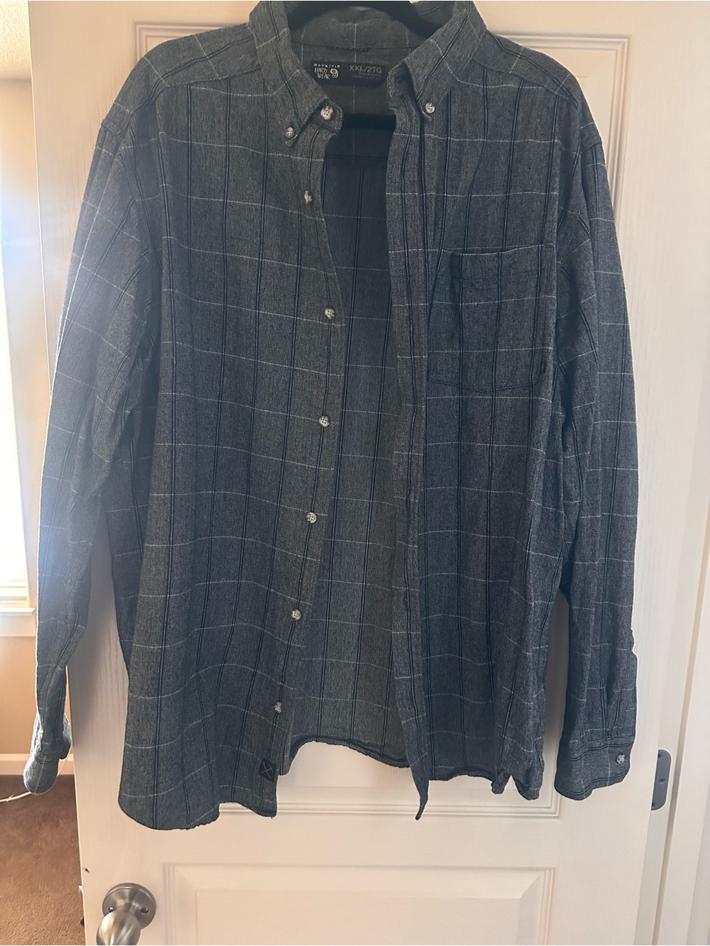 Mountain Hardwear Men's Dark Gray Plaid Button-Up Shirt
